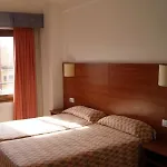 Checkin Montpalau ホテル 3*
