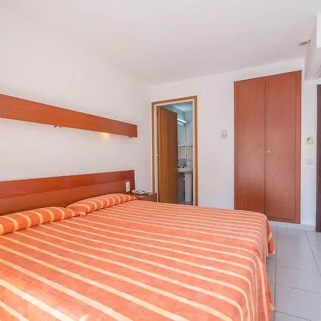 Checkin Montpalau 3*