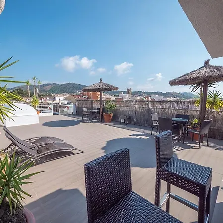 Checkin Montpalau Hotel 3*