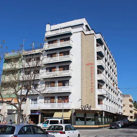 Checkin Montpalau מלון