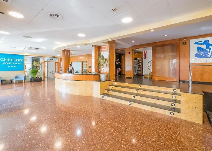 Checkin Montpalau Hotell Pineda de Mar